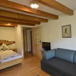شقة Kammbuehlhof